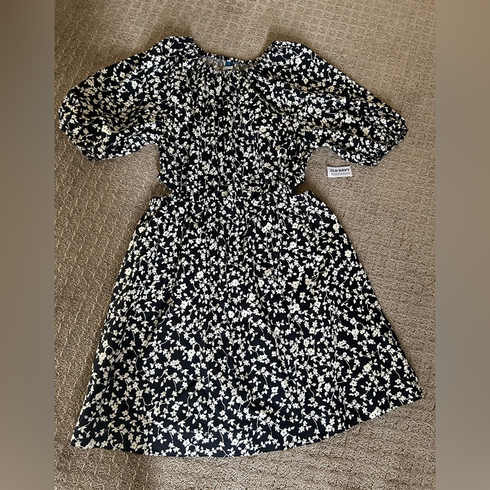 Old Navy Dress Side Cut Out Dress M